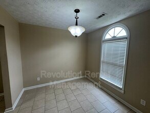 4 Meadow Sweet Ln in Newnan, GA - Building Photo - Building Photo