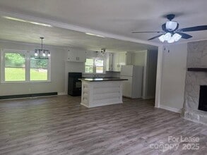 137 Brady Ln in Statesville, NC - Building Photo - Building Photo