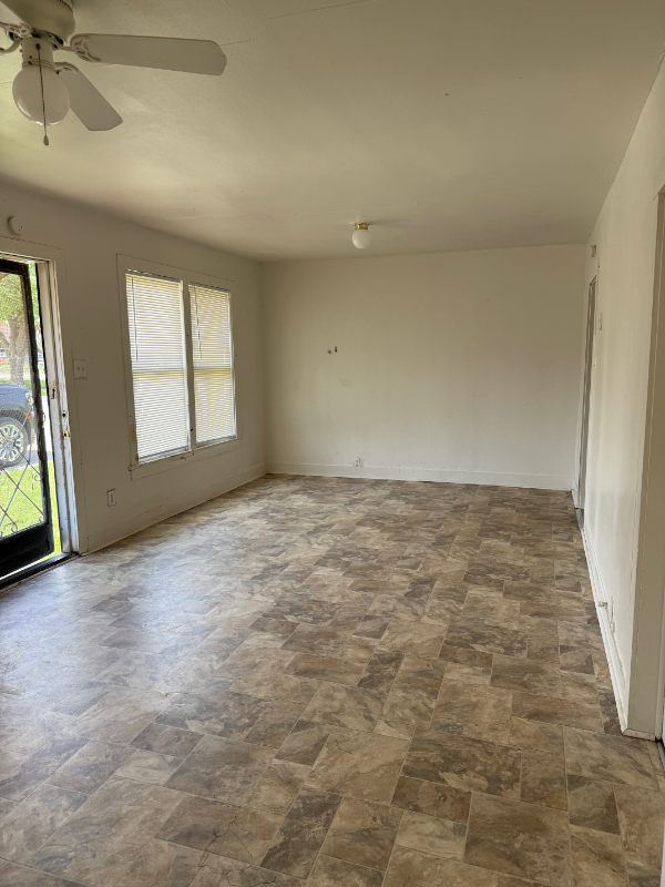 306 N 5th St in Robstown, TX - Building Photo - Building Photo