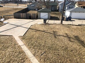 1746 Deane Blvd-Unit -upper in Racine, WI - Building Photo - Building Photo