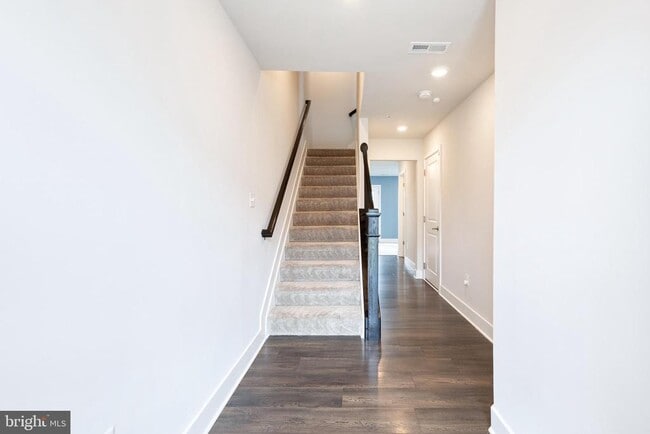property at 2006 Ivory Brook Rd