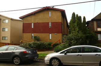 4259 8th Ave NE in Seattle, WA - Building Photo - Building Photo