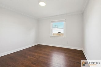 2227 Lewis Pl in South Plainfield, NJ - Building Photo - Building Photo