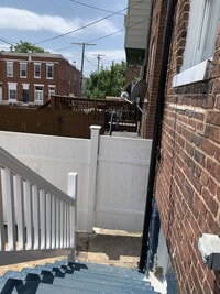 2705 Ashland Ave photo'