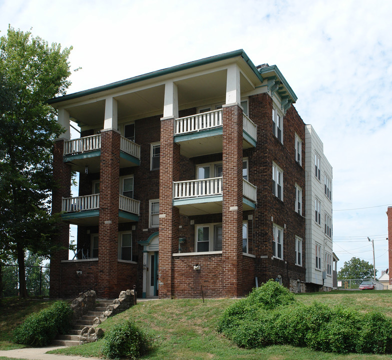 4012-4014 Warwick Blvd in Kansas City, MO - Building Photo