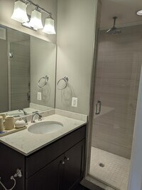 516 S Montford Ave photo'