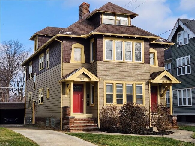 property at 2831 Avondale Ave