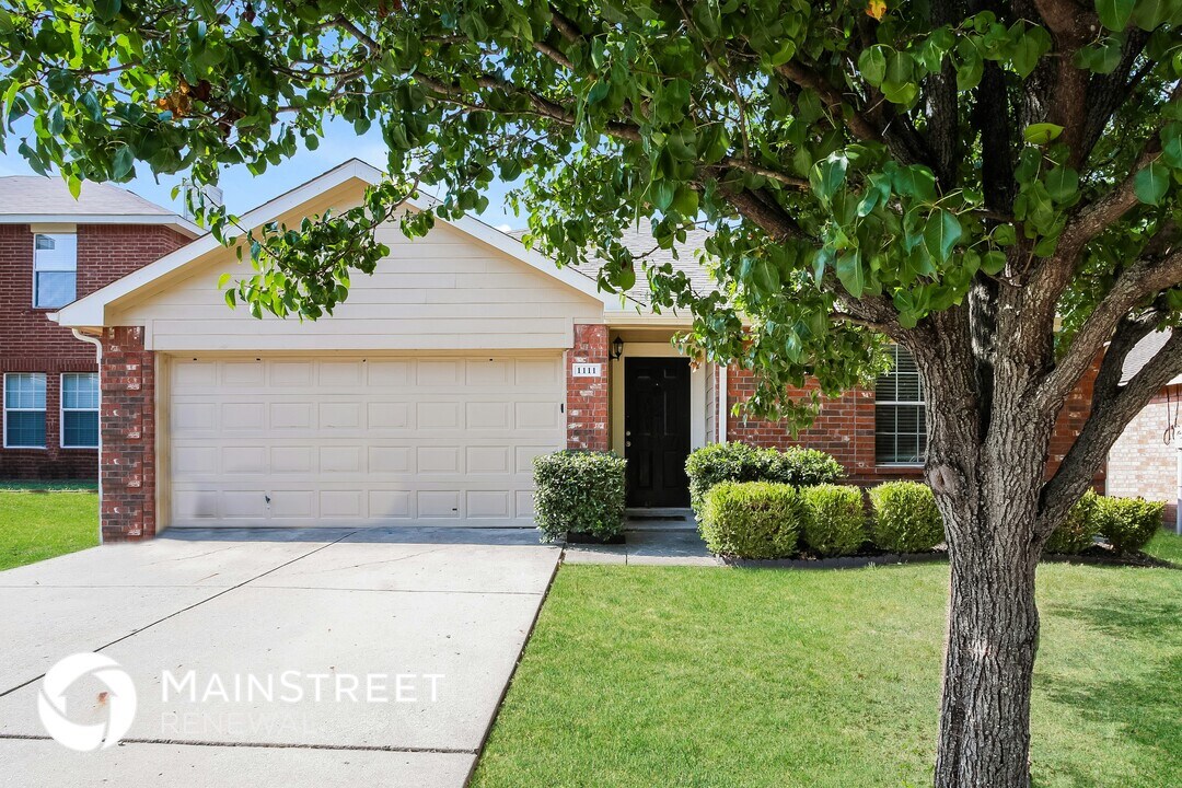 1111 Antoinette Dr in Princeton, TX - Building Photo