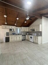 5116 Sandmound Blvd in Oakley, CA - Building Photo - Building Photo