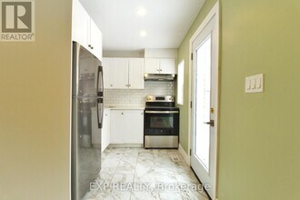 1243 Langmuir Ave in London, ON - Building Photo - Building Photo