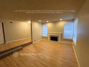 1805 21st St NE in Auburn, WA - Foto de edificio - Building Photo