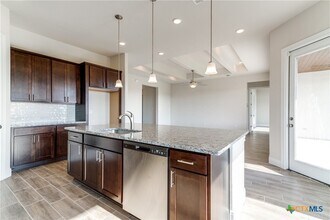 238 Peter Kleid Lp in Blanco, TX - Building Photo - Building Photo