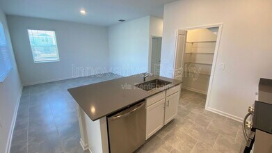 2612 Play Hard Aly in Kissimmee, FL - Building Photo - Building Photo