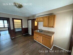 1624 N Main St in Palmer, MA - Building Photo - Building Photo