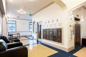Wesley House in Berkeley, CA - Building Photo - Interior Photo