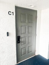 2504 SE Anchorage Cove in Port St. Lucie, FL - Building Photo - Building Photo