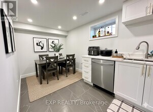 44 Sherry Ln in Ottawa, ON - Building Photo - Building Photo