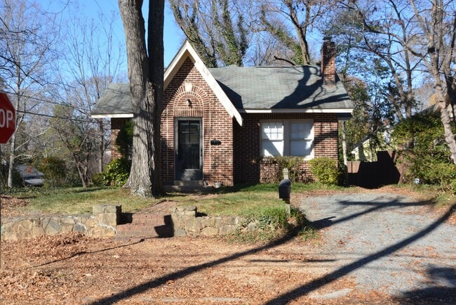 401 North St in Chapel Hill, NC - Building Photo - Building Photo