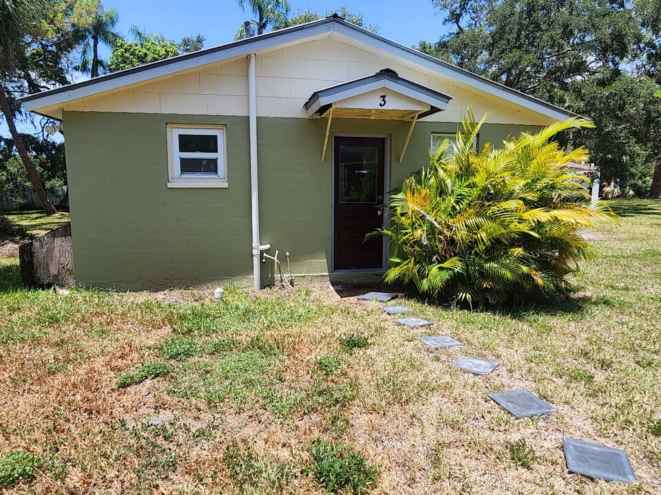 4118 Windemere Pl in Sarasota, FL - Building Photo