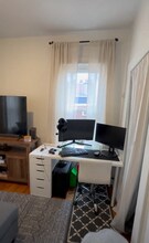 150 5th St, Unit 2 in Cambridge, MA - Foto de edificio - Building Photo