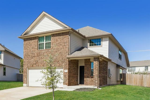 8212 Runner Oak Ln in Fort Worth, TX - Building Photo