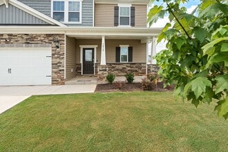 7010 Shale Loop in Mebane, NC - Building Photo - Building Photo