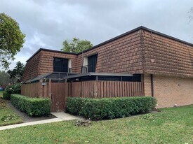 3026 30th Ln in Greenacres, FL - Building Photo