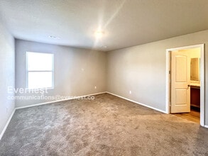 4511 Olympic Dr in Benton, AR - Foto de edificio - Building Photo
