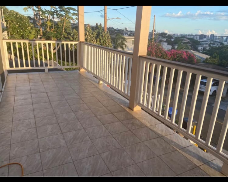 2338 Makanani Dr in Honolulu, HI - Building Photo