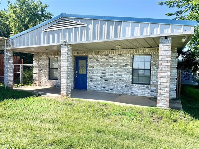 1726 FM 2048 in Boyd, TX - Building Photo - Building Photo