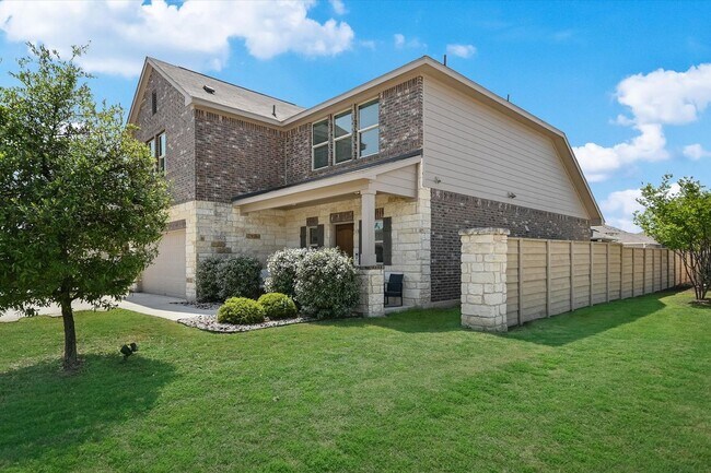 12216 Texana Trl in Manor, TX - Foto de edificio - Building Photo