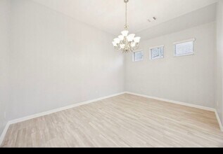 725 Gray Washington Dr in Fort Worth, TX - Building Photo - Building Photo