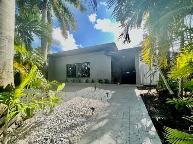 1244 Hollywood Blvd in Hollywood, FL - Building Photo - Building Photo