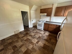 1673 W 15th St in Erie, PA - Building Photo - Building Photo