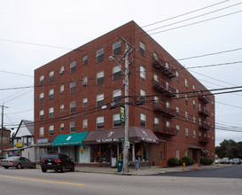 Chauncy Building in Weymouth, MA - Building Photo - Building Photo