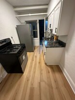 14148 Superior Rd in Cleveland Heights, OH - Building Photo