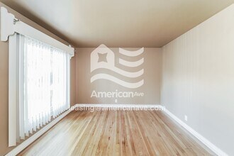 3421 N 87th St in Milwaukee, WI - Foto de edificio - Building Photo