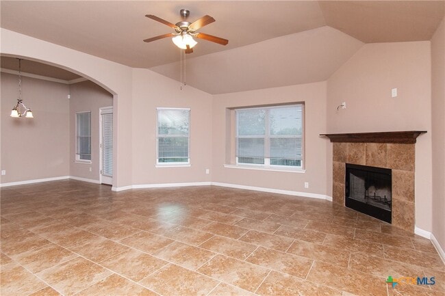 704 W Gemini Ln in Killeen, TX - Building Photo - Building Photo