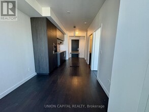 8 Eglinton Ave E in Toronto, ON - Building Photo - Building Photo