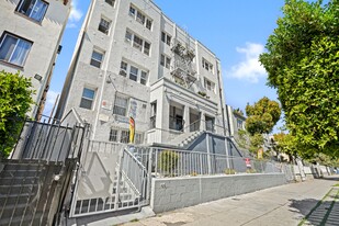 447 S Rampart Blvd in Los Angeles, CA - Building Photo