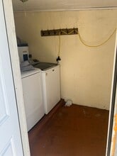 1400 N 70th Way in Hollywood, FL - Building Photo - Building Photo