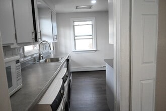 51 Bogart Ave, Unit 2 in Garfield, NJ - Building Photo - Building Photo