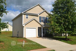 9409 Dewey Dr in Charlotte, NC - Building Photo