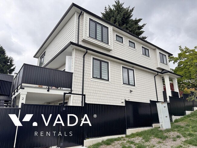 2435 Nootka St in Vancouver, BC - Building Photo - Building Photo