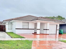 14985 SW 58th St in Miami, FL - Building Photo