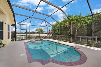 499 SW Laconic Ave in Port St. Lucie, FL - Building Photo - Building Photo