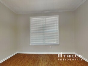 1065 Dalby Way in Austell, GA - Building Photo - Building Photo