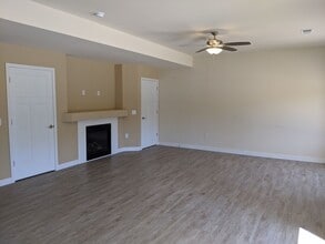 1325 Bunker Hill Dr in Sun Prairie, WI - Building Photo - Building Photo