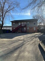 405 E Little Creek Rd in Norfolk, VA - Building Photo