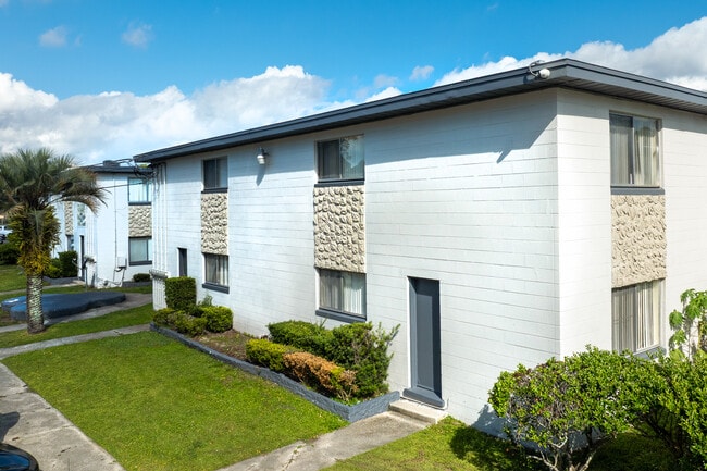 Three Fountains in Jacksonville, FL - Building Photo - Building Photo